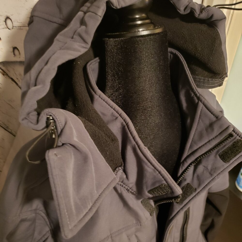 🔥 Men's Used Reebok Spring Fall Parka with Hood - Great Condition - Picture 3 of 5